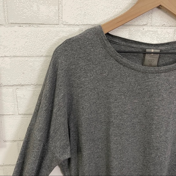 CALIA by Carrie Underwood Gray Split Back Long Sleeve Dolman Top - Picture 6 of 10